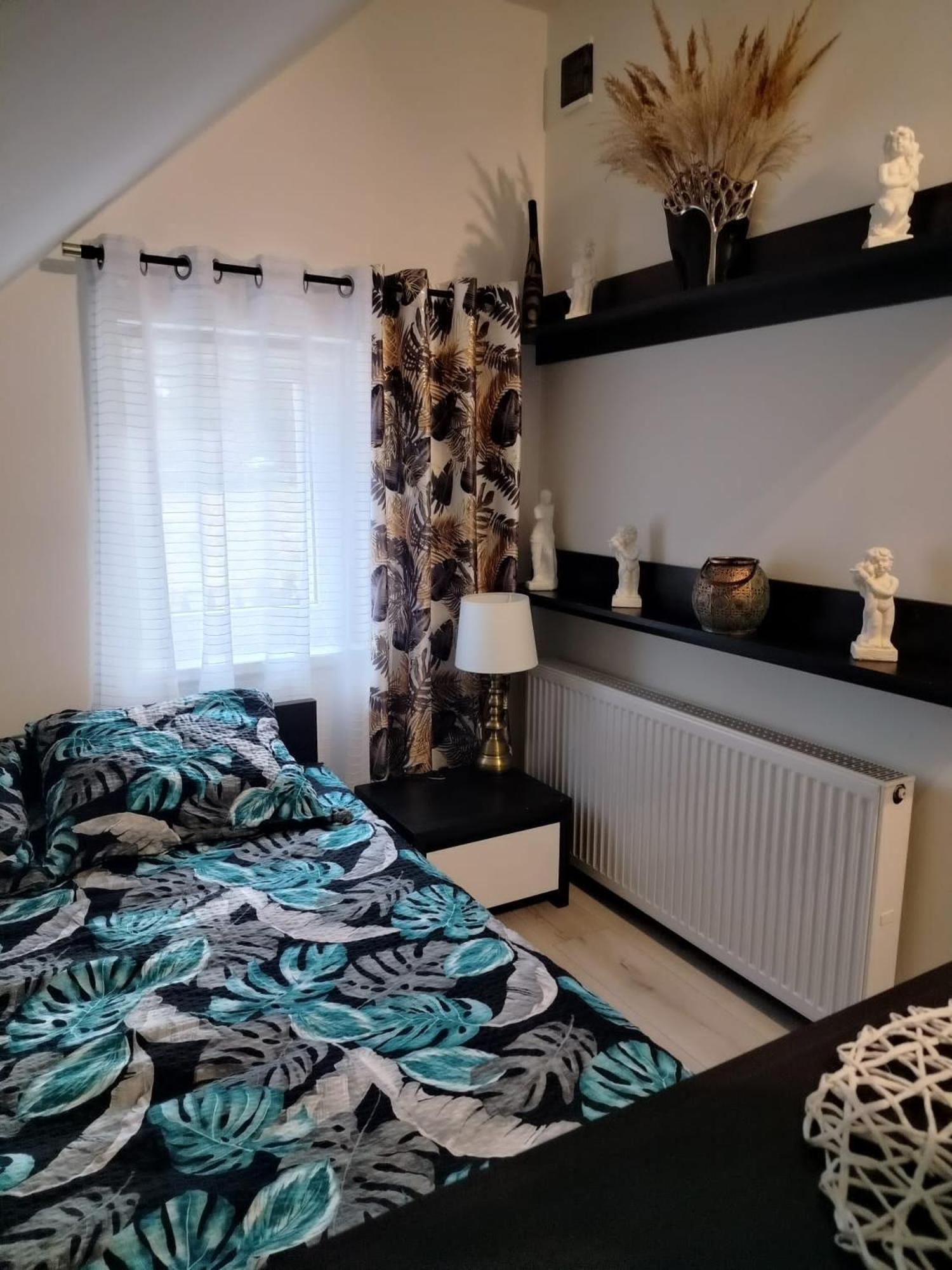 Apartamenty Lesna Osiem Jezow Sudecki Rom bilde